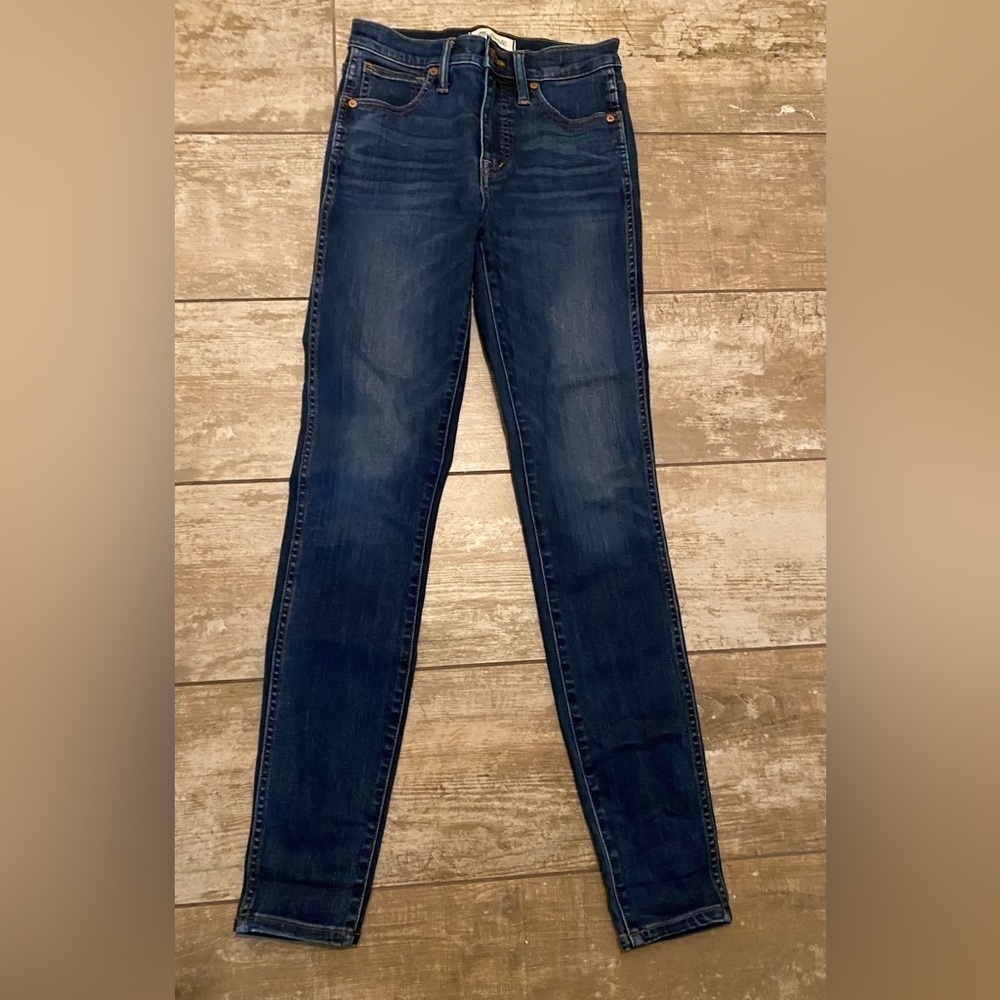 Madewell size 25 Tall 10β High-Rise Skinny jeans